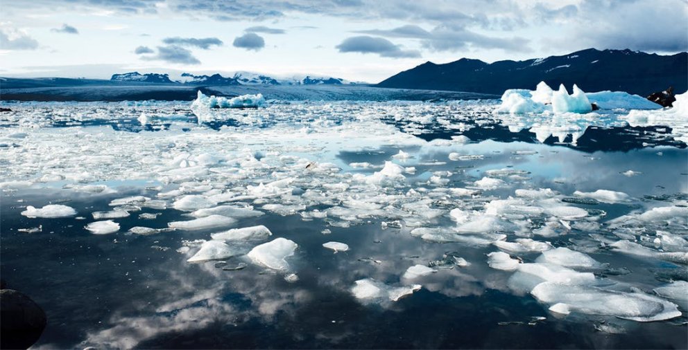 Hér kæmi svo einhver myndatexti um þessa frábæru mynd ( ABSTRACT / Sigurður Jónsson)