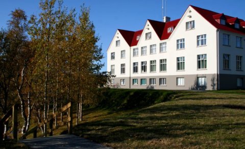 Leiðsagnarnám á Laugum – fræðsla á 100 ára afmælisári skólans